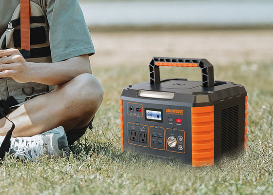 1000 Watt في الهواء الطلق محطة توليد الكهرباء بالطاقة الشمسية 3.7V / 270000mAh