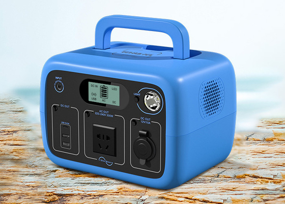 امدادات الطاقة المحمولة في الهواء الطلق 300W AC انتاج الطاقة 300Wh قدرة التخييم في الهواء الطلق كشك امدادات الطاقة تخزين الطاقة